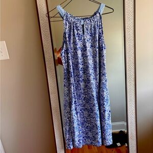 Blue pattern dress
